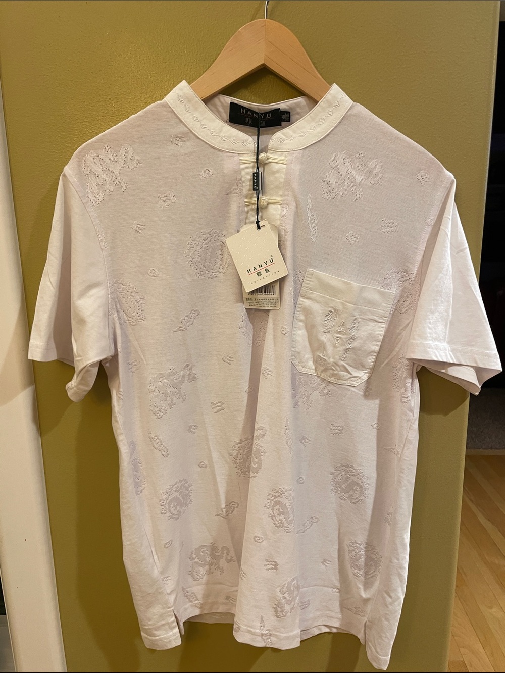 NWT Chinese Style White Short-Sleeve Shirt with Chest Pocket